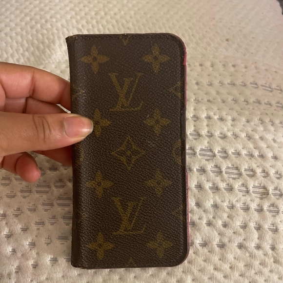 Authentic preloved Louis Vuitton iPhone case X/XS - Picture 1 of 6